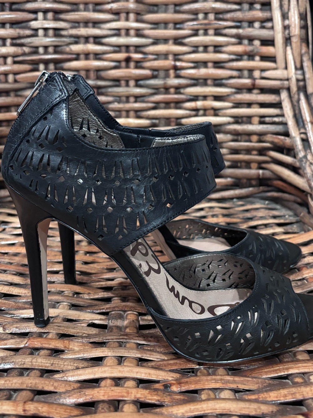 Sam Edelman Black Laser-Cut Ankle-Strap Stiletto Heels in size 10